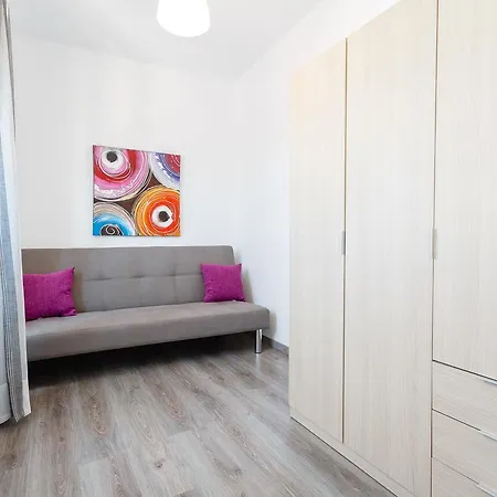 Old Valiente Apartment Cadiz